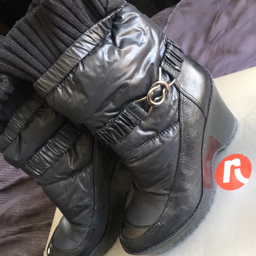 Snow boots